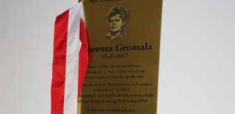Uroczyste odsłonięcie tablicy pamiątkowej Ksawera Gromala 1940 - 2017